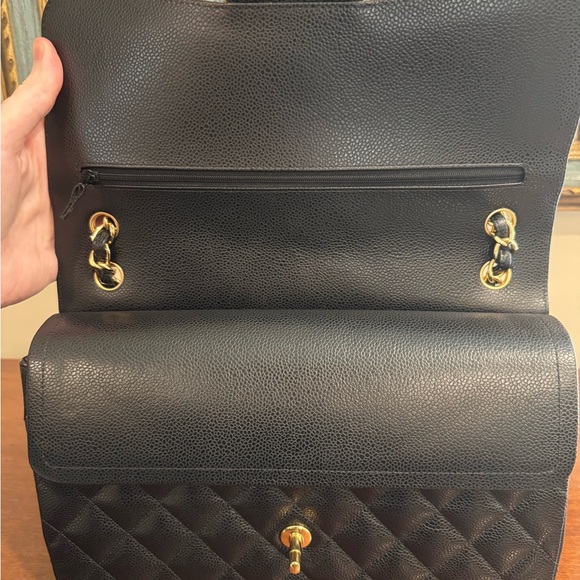 Chanel Black Caviar Jumbo Classic Double Flap with GHW - Picture 3 of 11